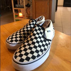 Vans classic SO’s in size 9 men’s.